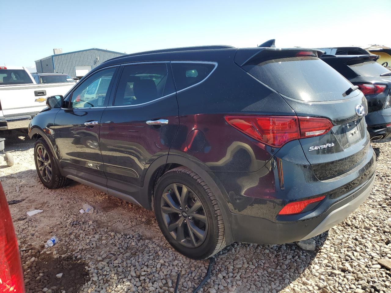 2017 Hyundai Santa Fe Sport - Image 2