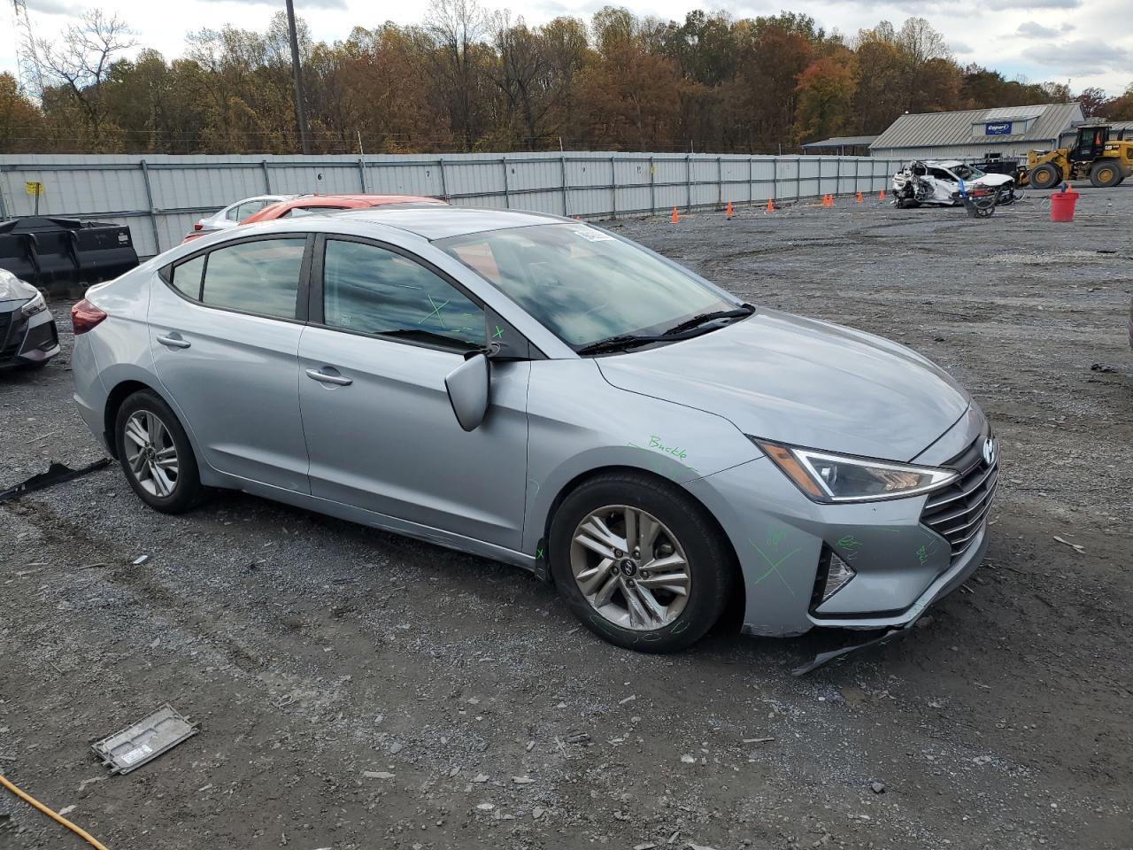 2020 Hyundai Elantra Sel - Image 4