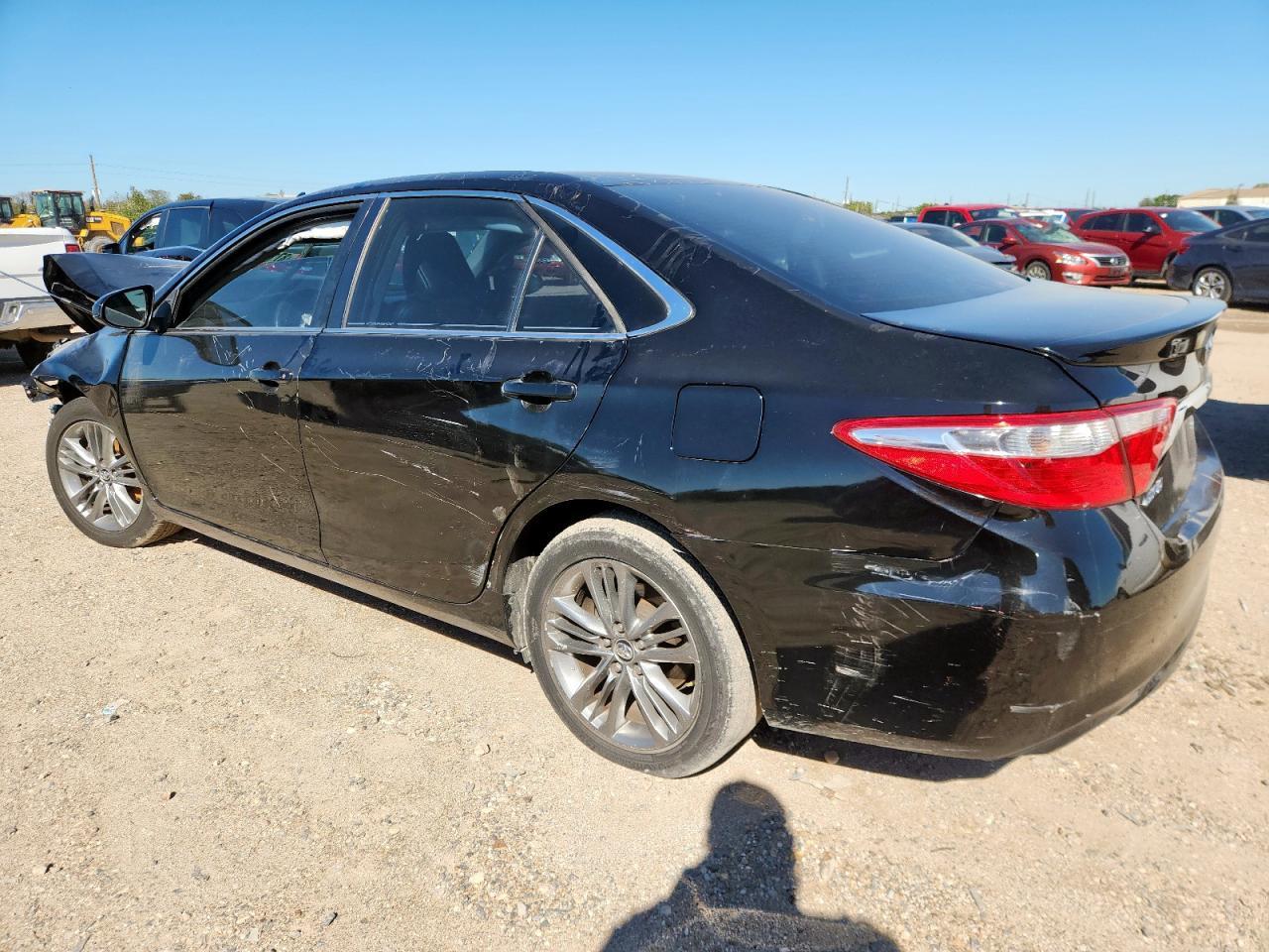 2017 Toyota Camry Le - Image 2