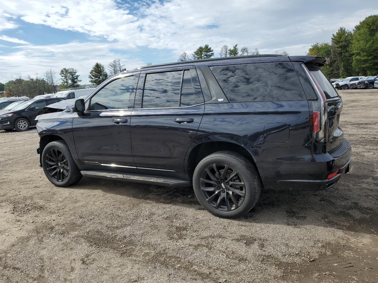 2021 Cadillac Escalade Sport - Фото 2