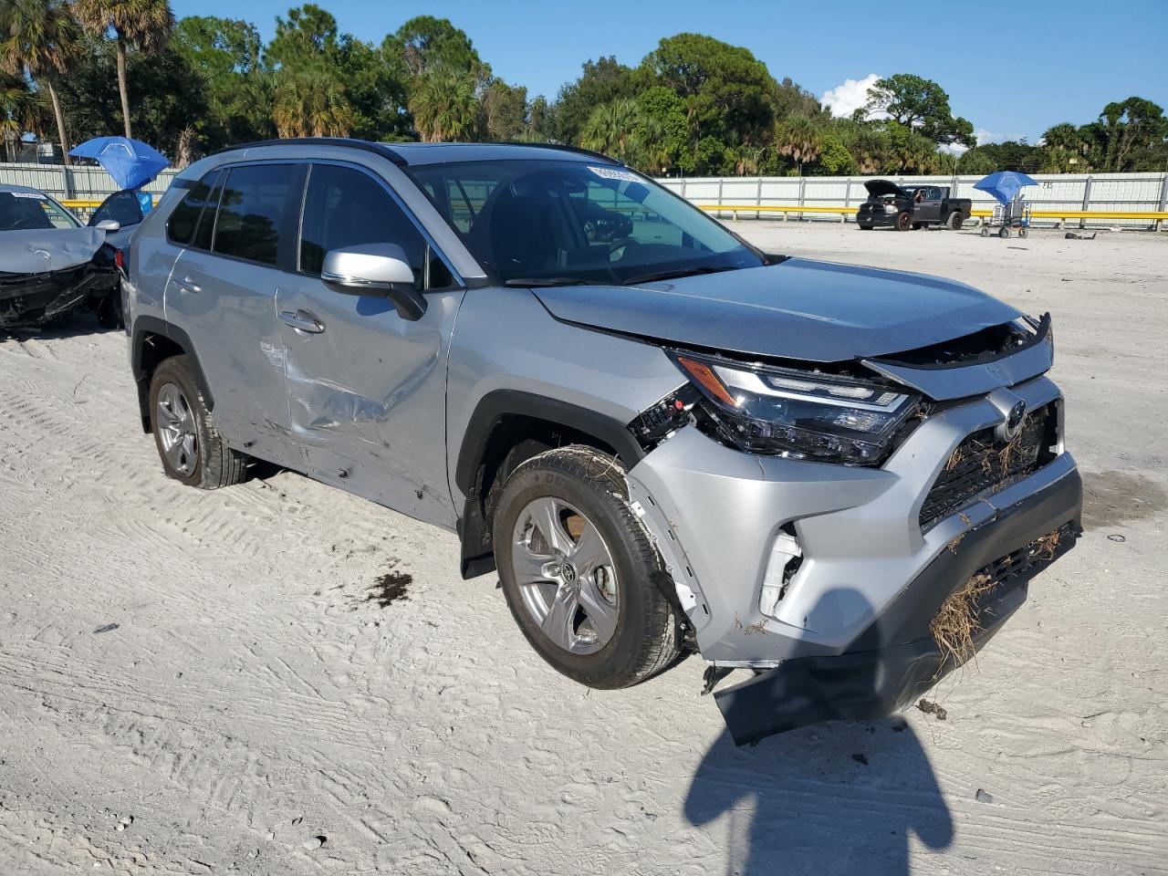 2025 Toyota Rav4 Xle - Фото 4