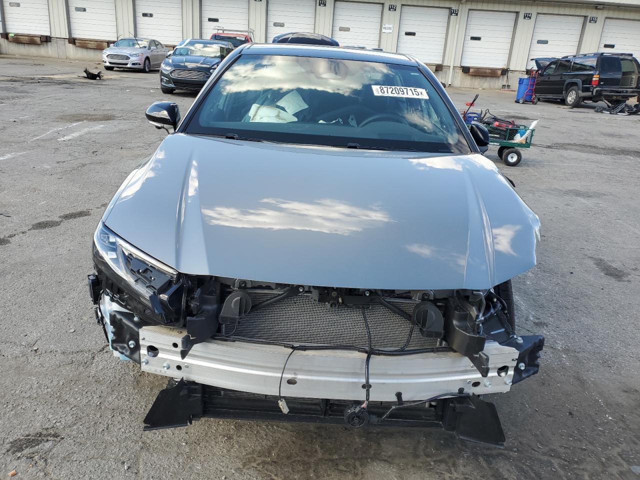 2025 Toyota Camry Xse - Фото 5