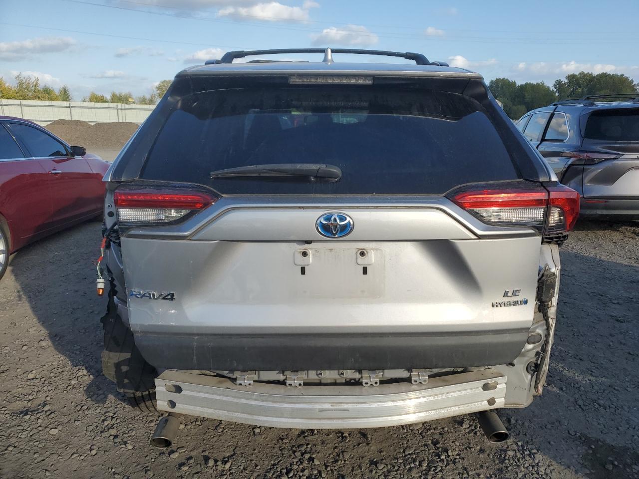 2021 Toyota Rav4 Le - Фото 6