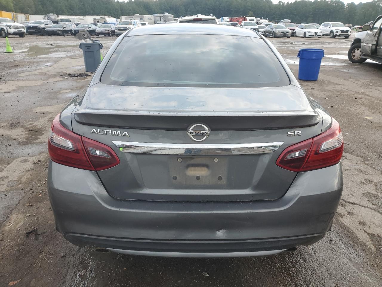2017 Nissan Altima 2.5 - Image 6