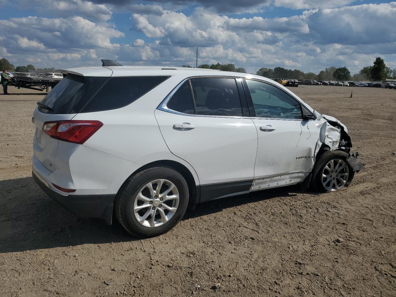 2018 Chevrolet Equinox Lt - Фото 3