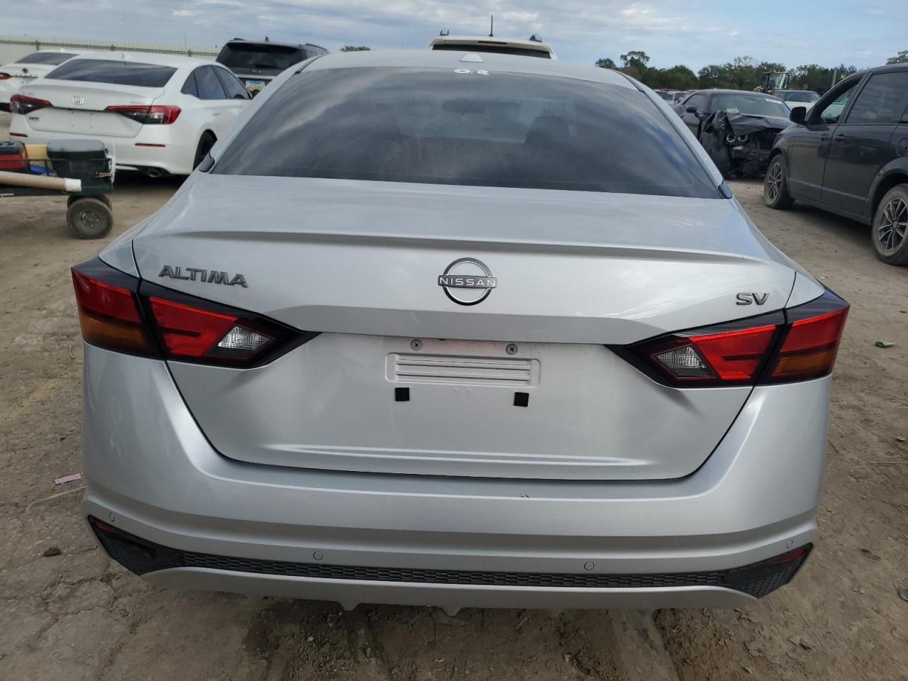 2024 Nissan Altima Sv - Фото 6