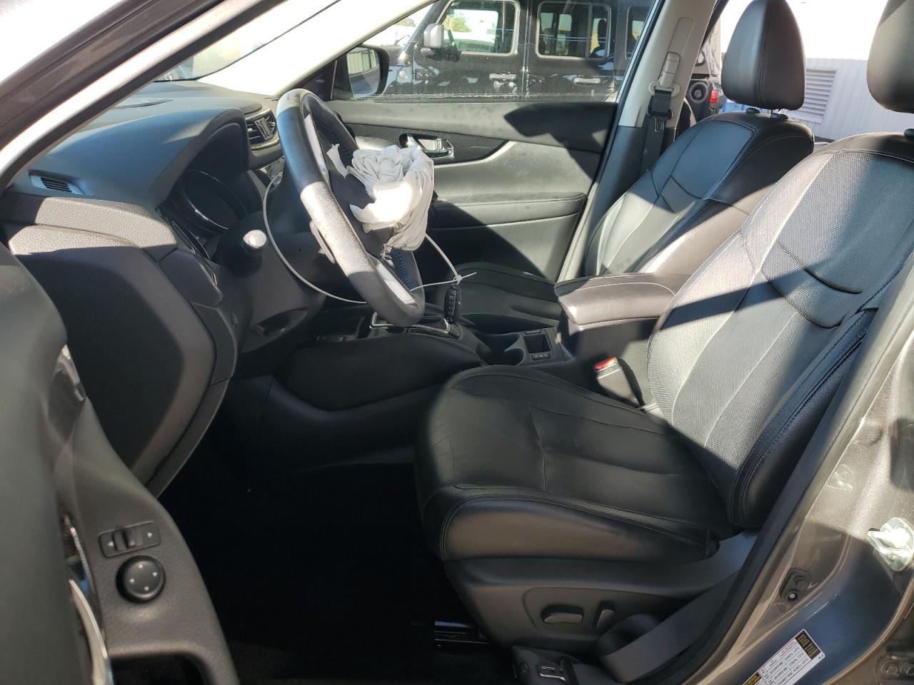 2020 Nissan Rogue S - Фото 7