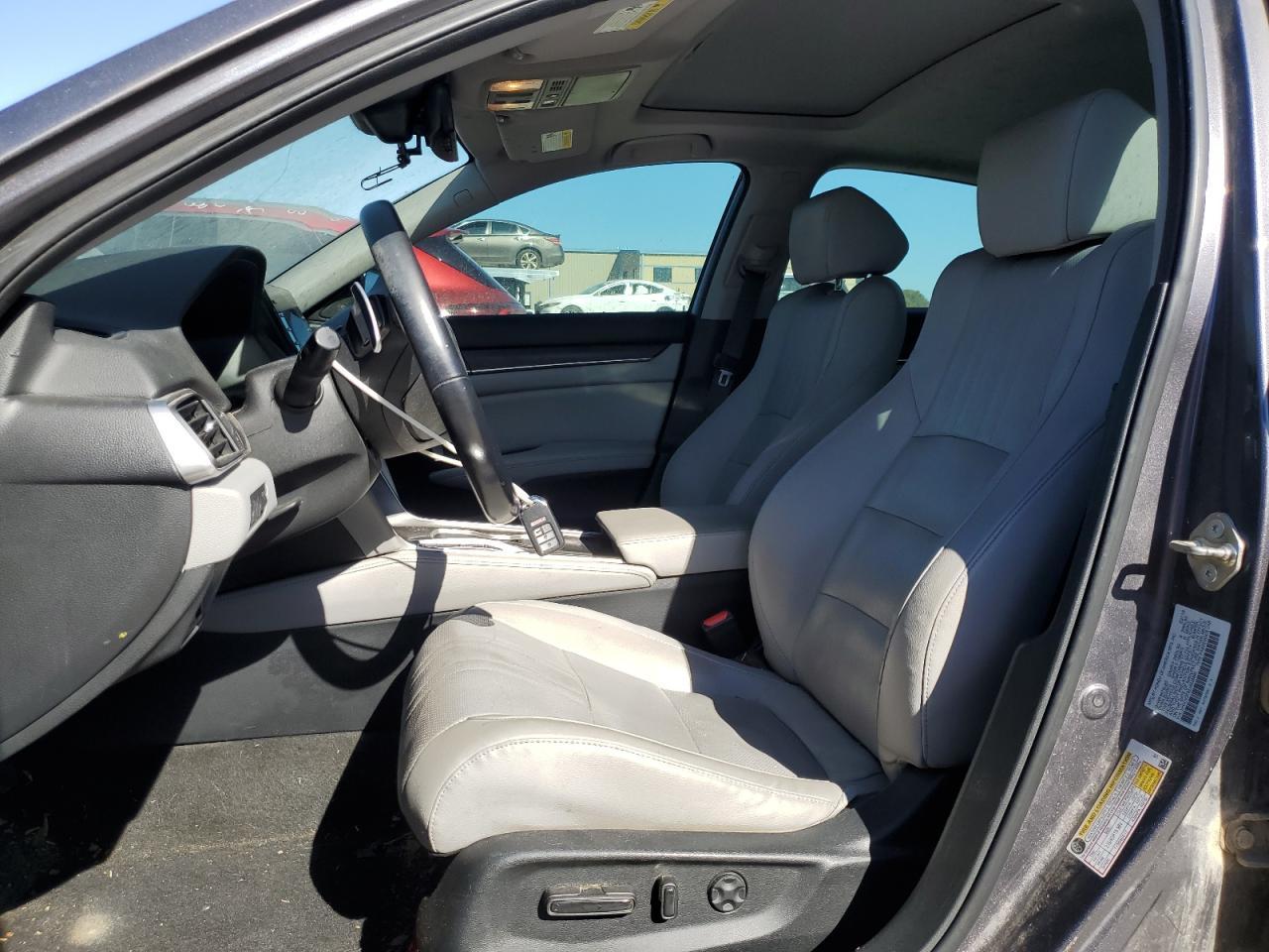 2018 Honda Accord Touring - Фото 7