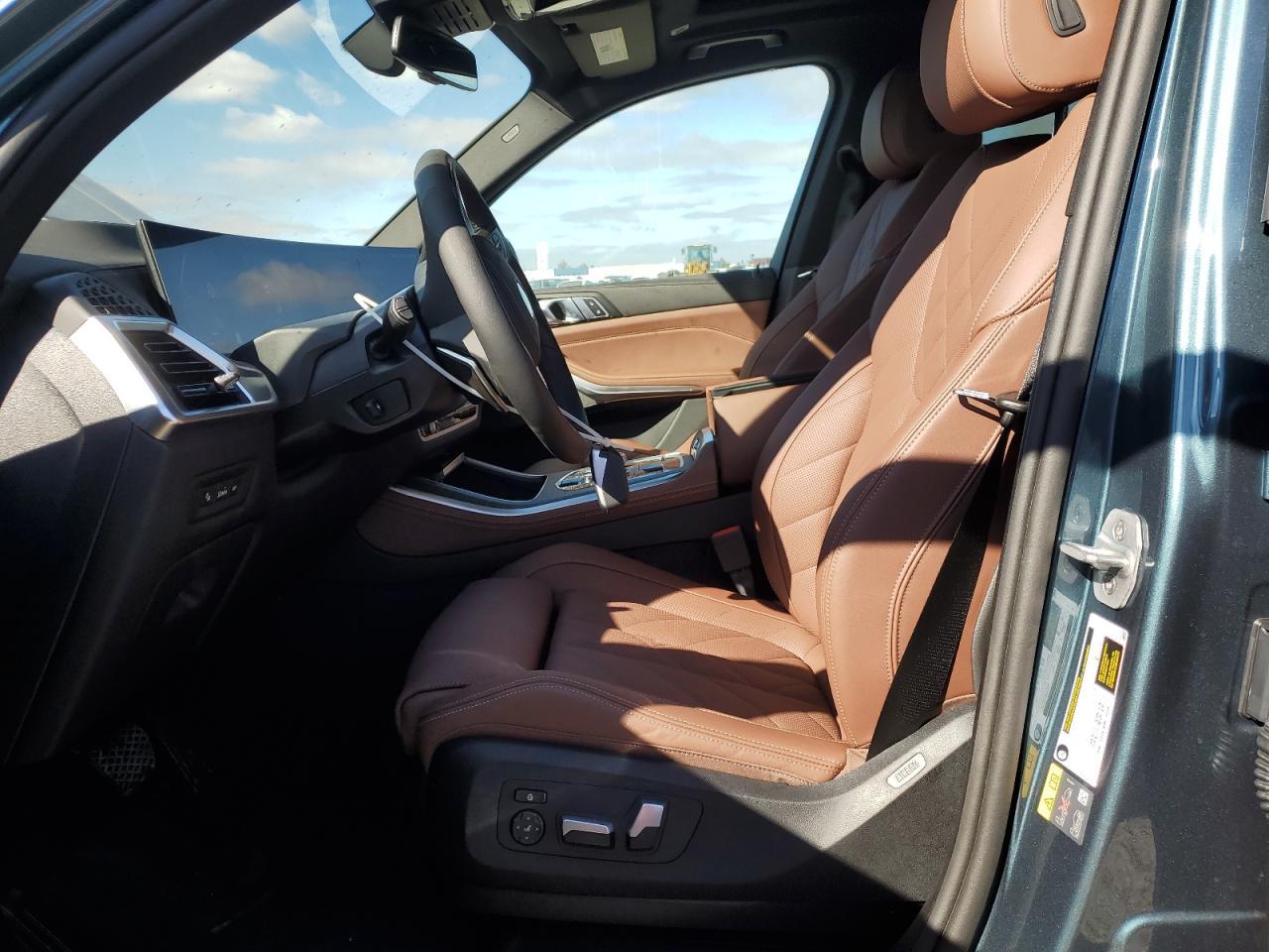 2026 BMW X5 xDrive50E - Фото 7