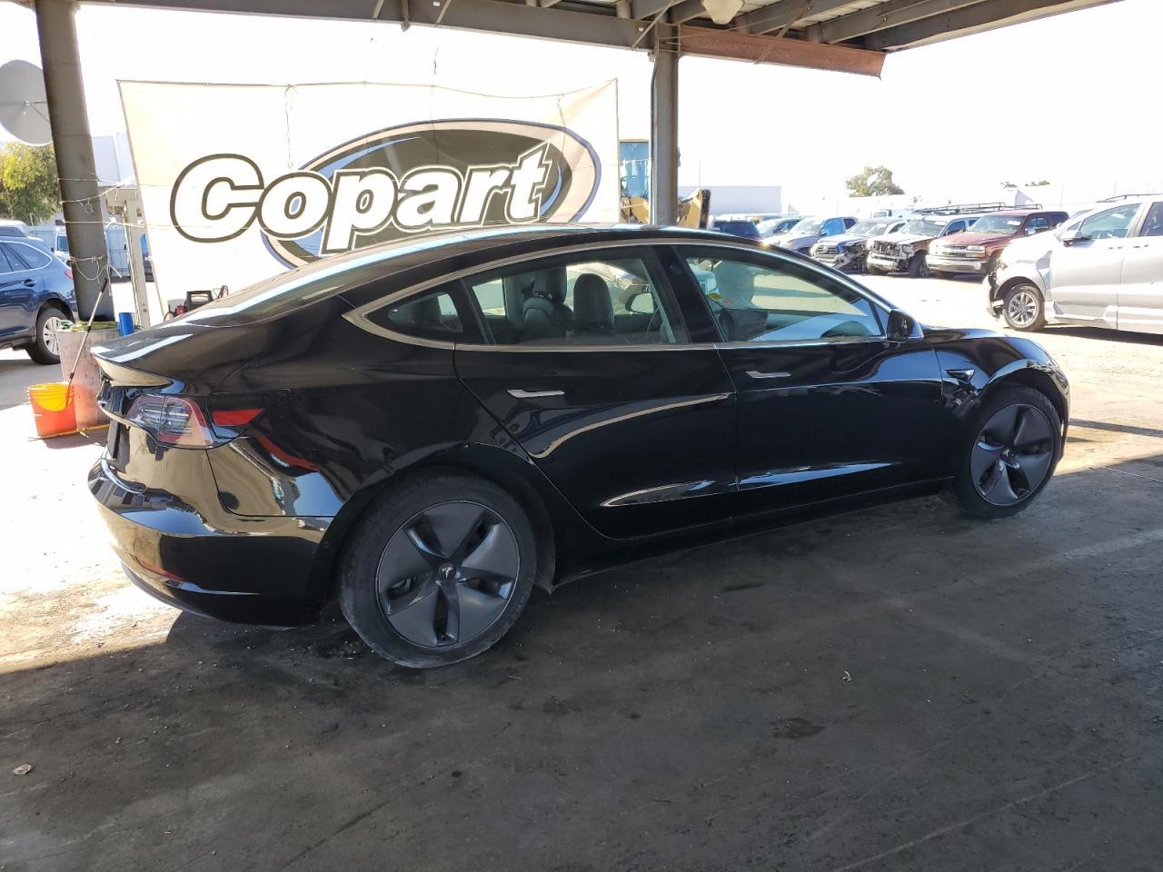 2019 Tesla Model 3 - Image 3