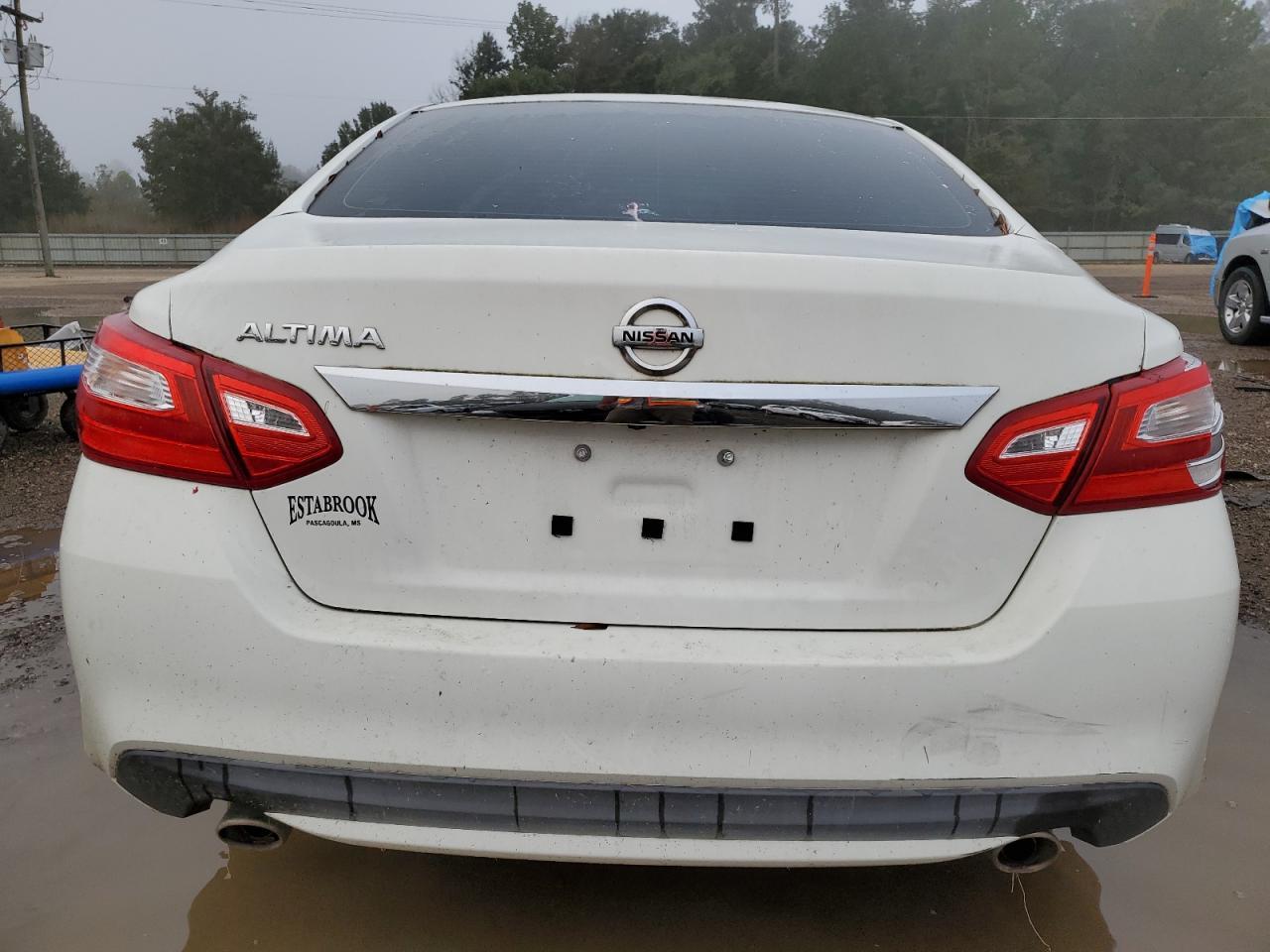2016 Nissan Altima 2.5 - Image 6