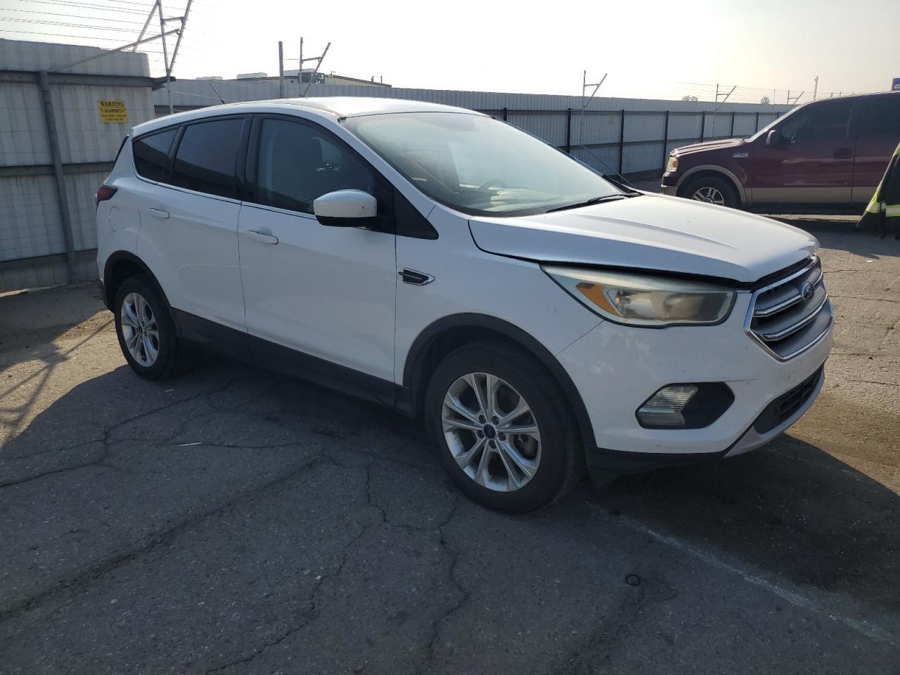 2017 Ford Escape Se - Image 4