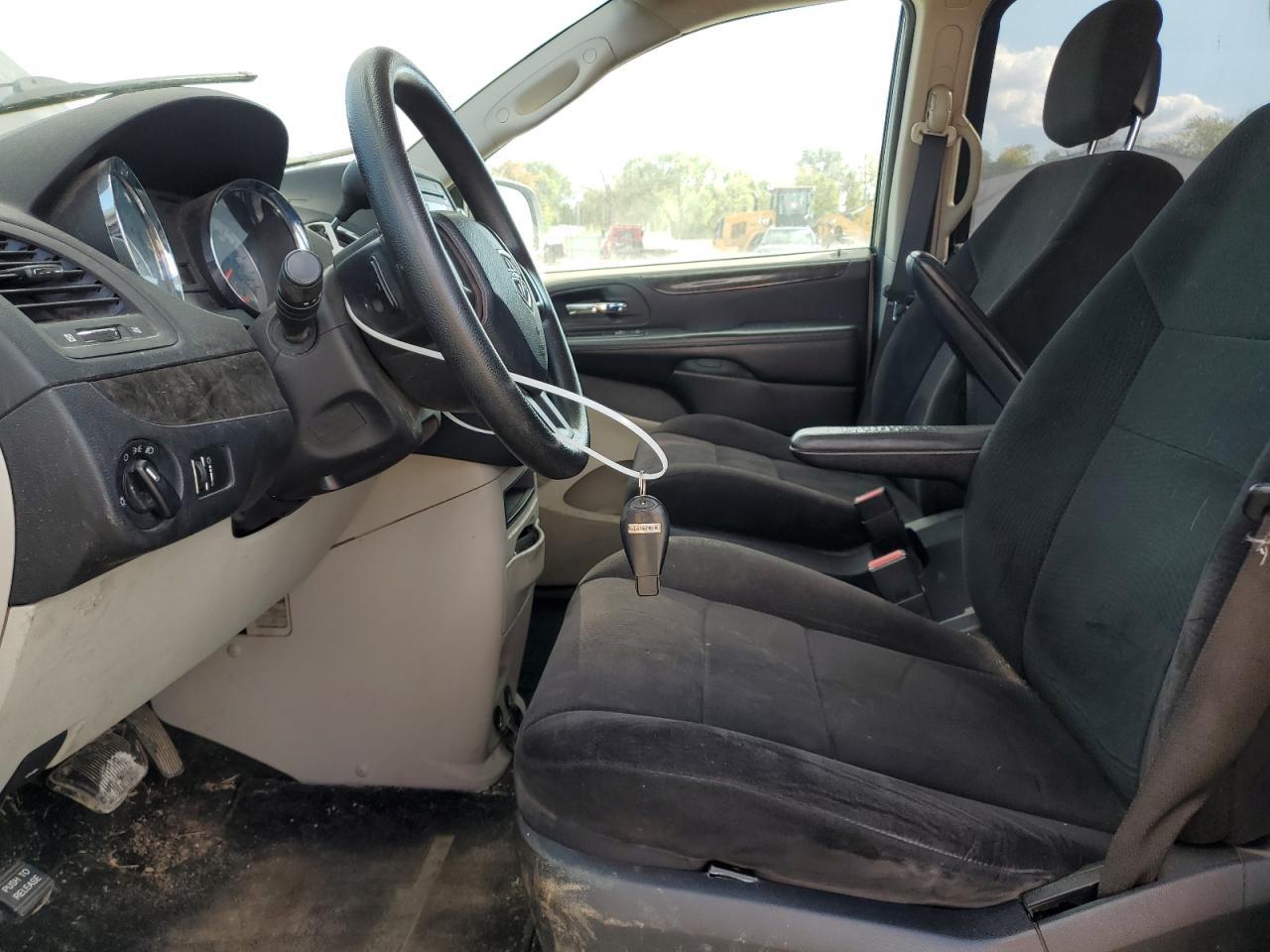 2011 Dodge Grand Caravan Express - Image 7