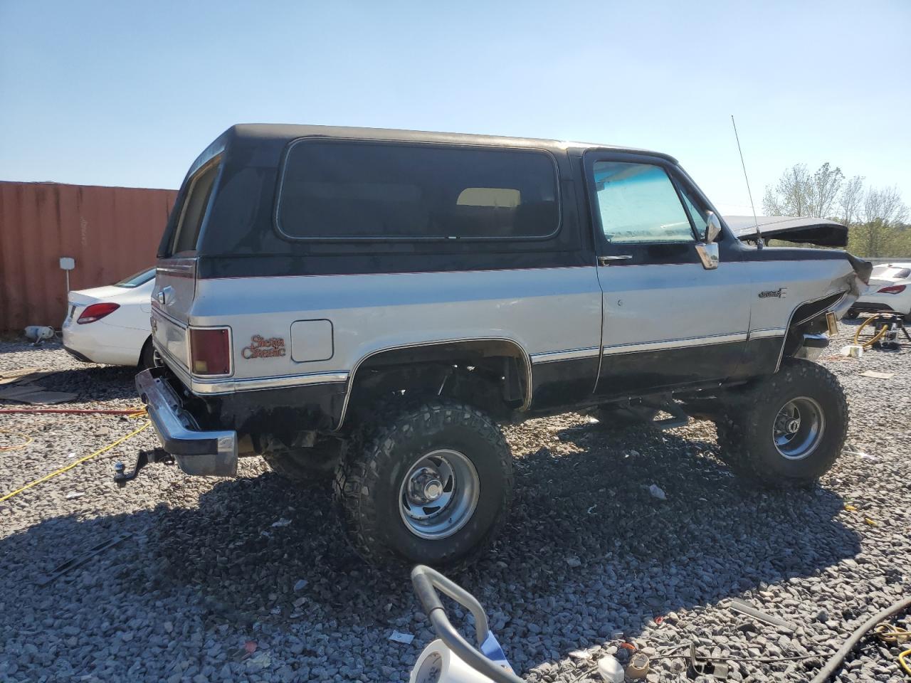 1984 GMC Jimmy K1500 - Фото 3