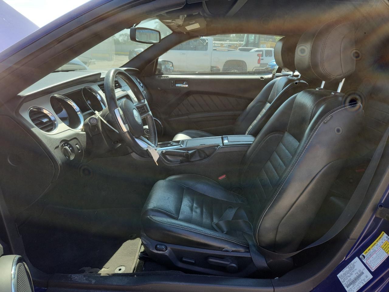 2014 Ford Mustang - Image 7