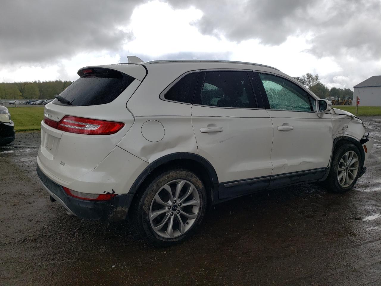 2017 Lincoln Mkc Select - Image 3
