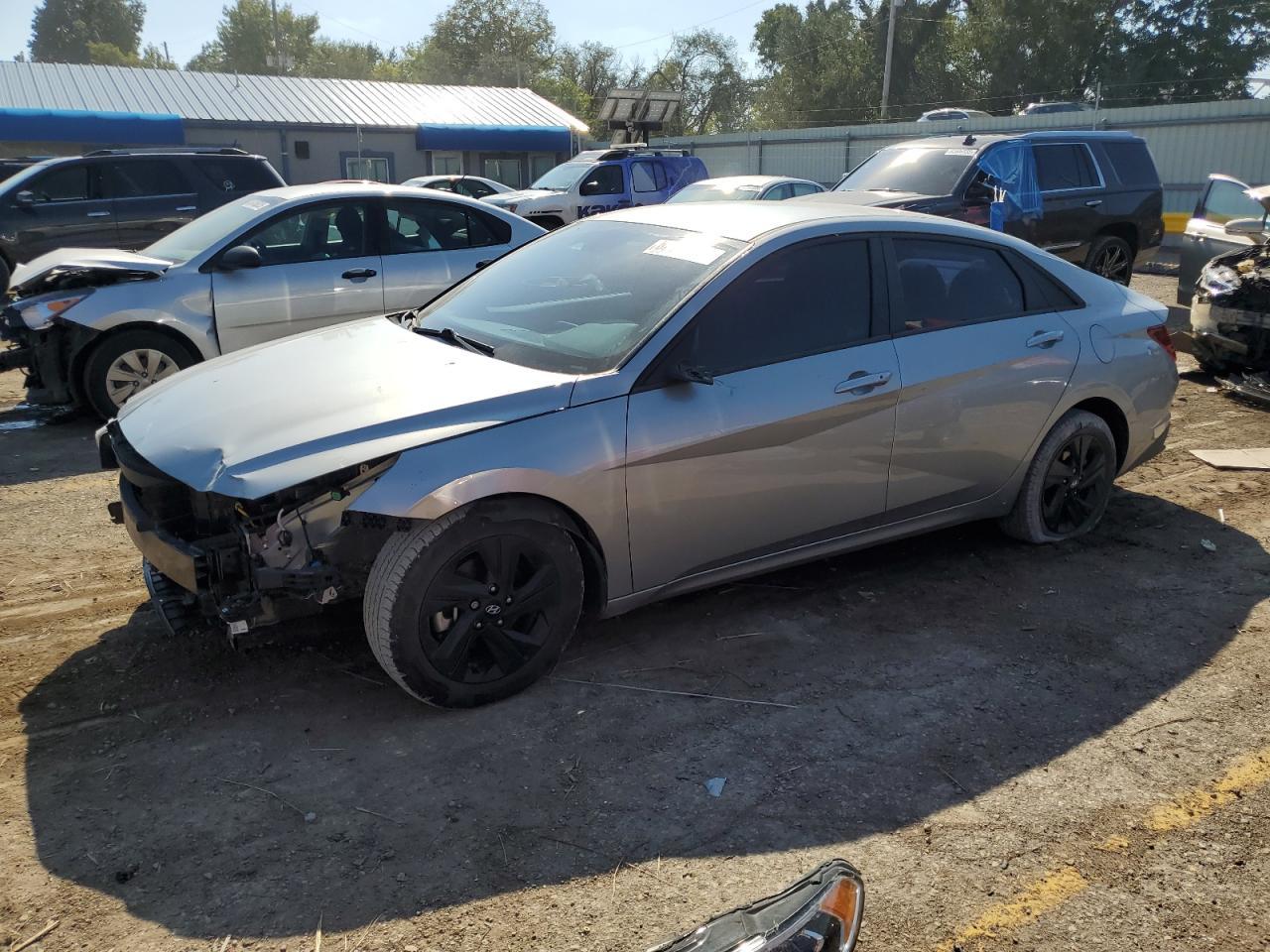 2022 Hyundai Elantra Sel