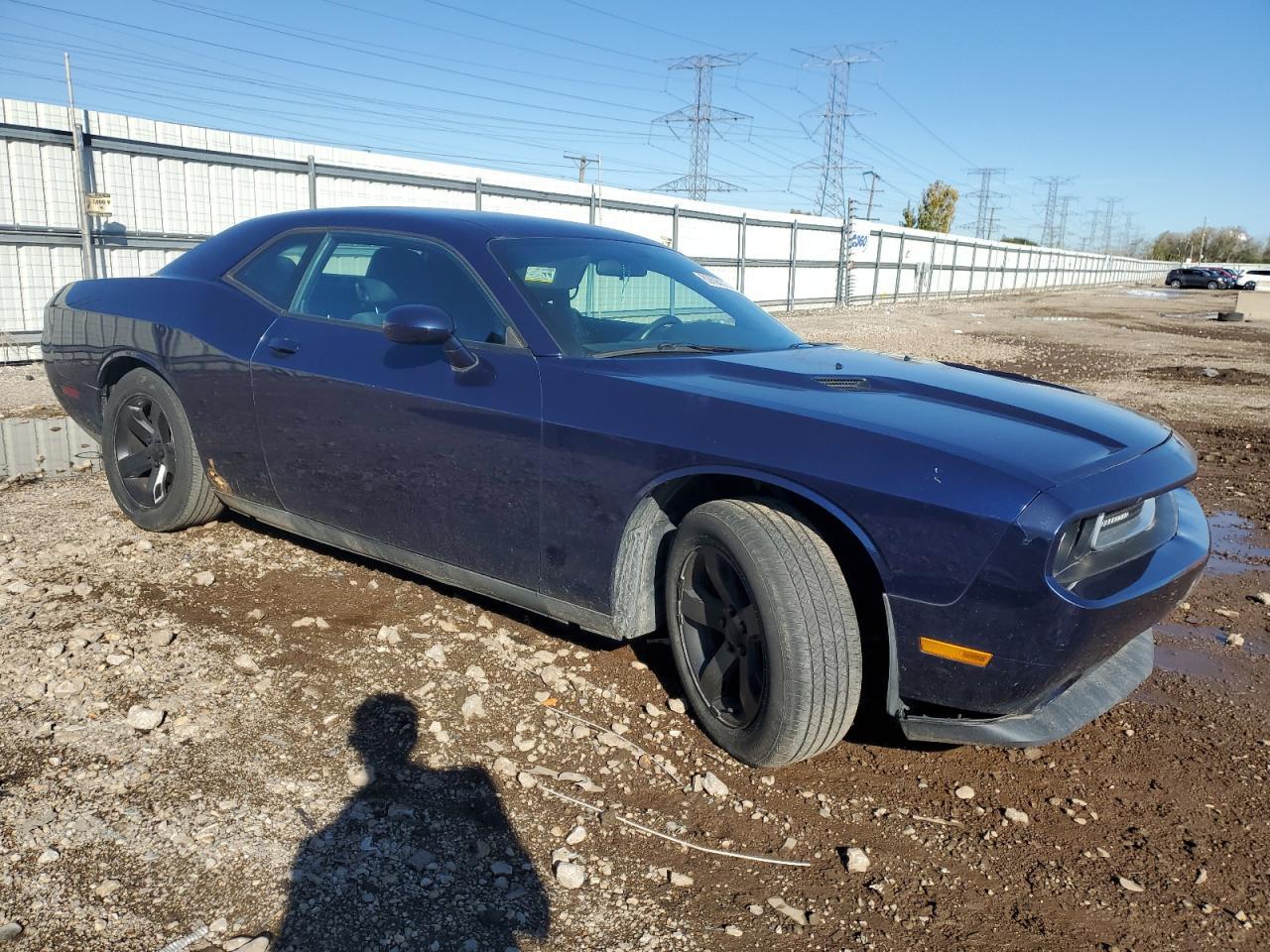 2013 Dodge Challenger Sxt - Image 4