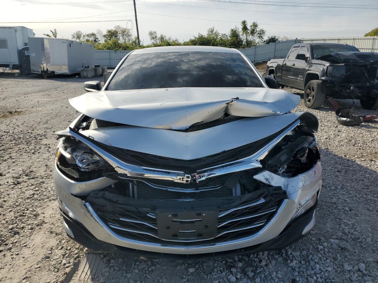 2021 Chevrolet Malibu Ls - Фото 5