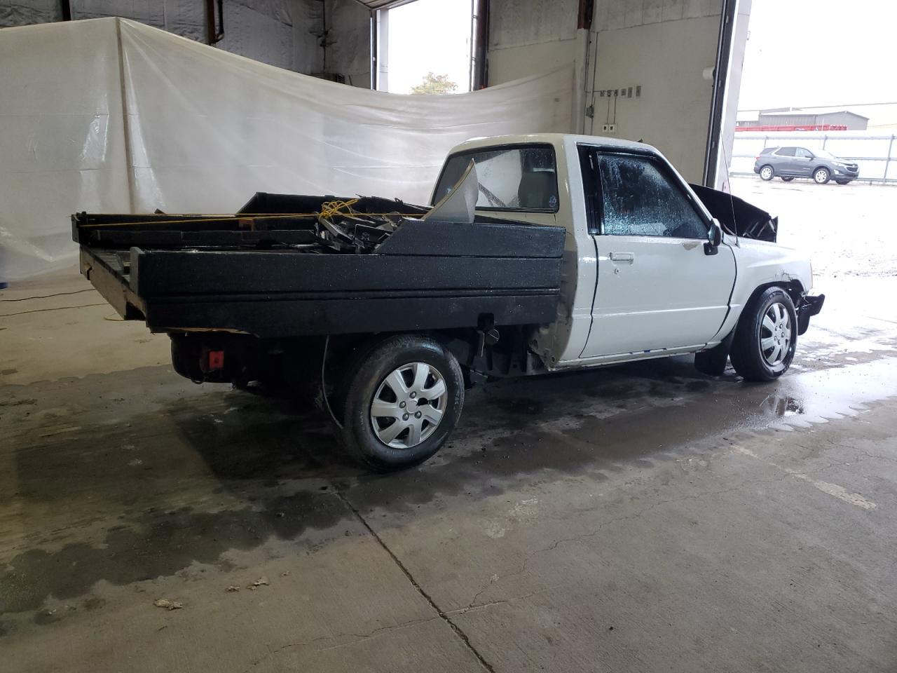 1988 Toyota Pickup 1/2 Ton Rn50 - Image 3