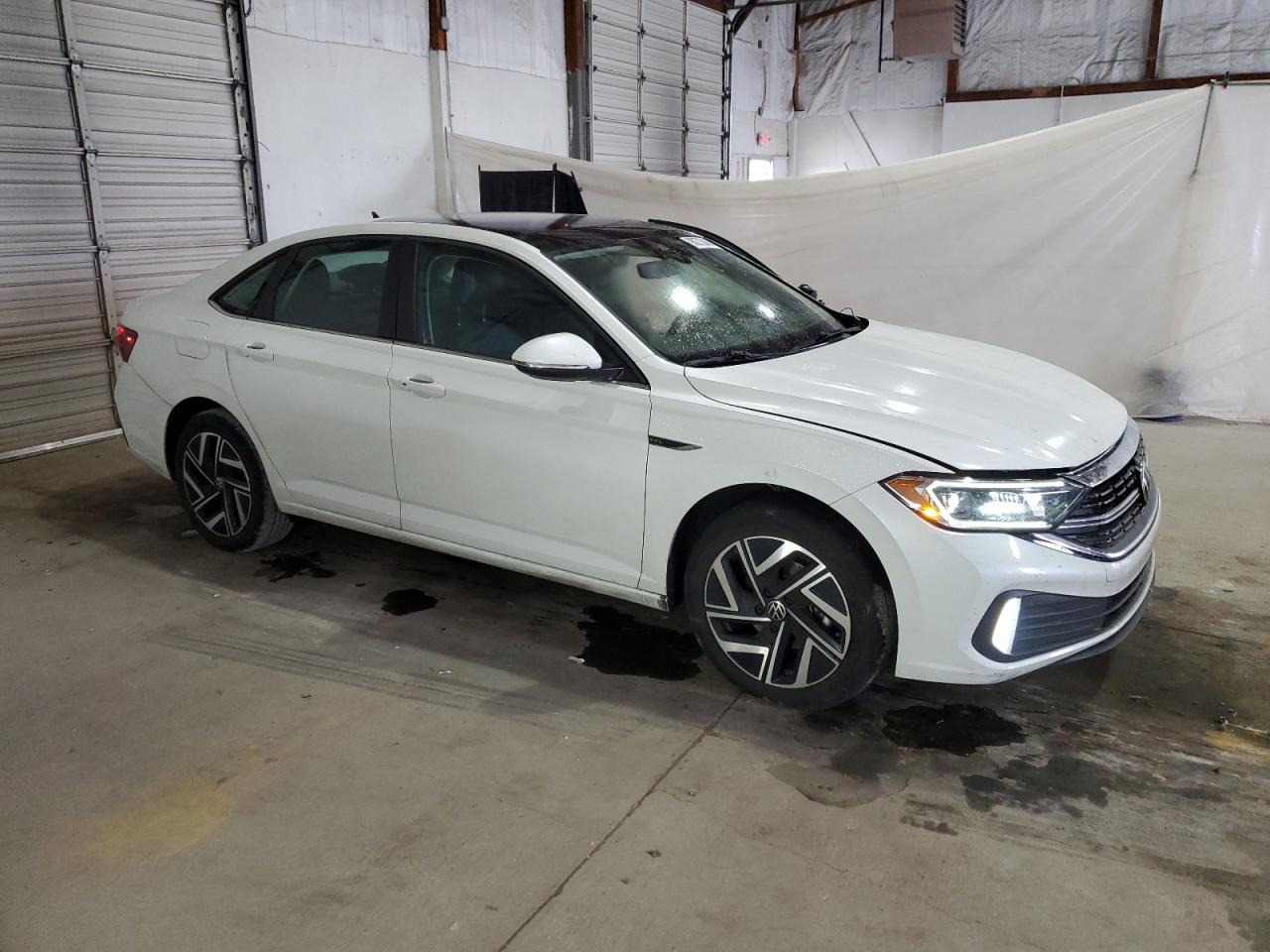 2023 Volkswagen Jetta Sel - Image 4