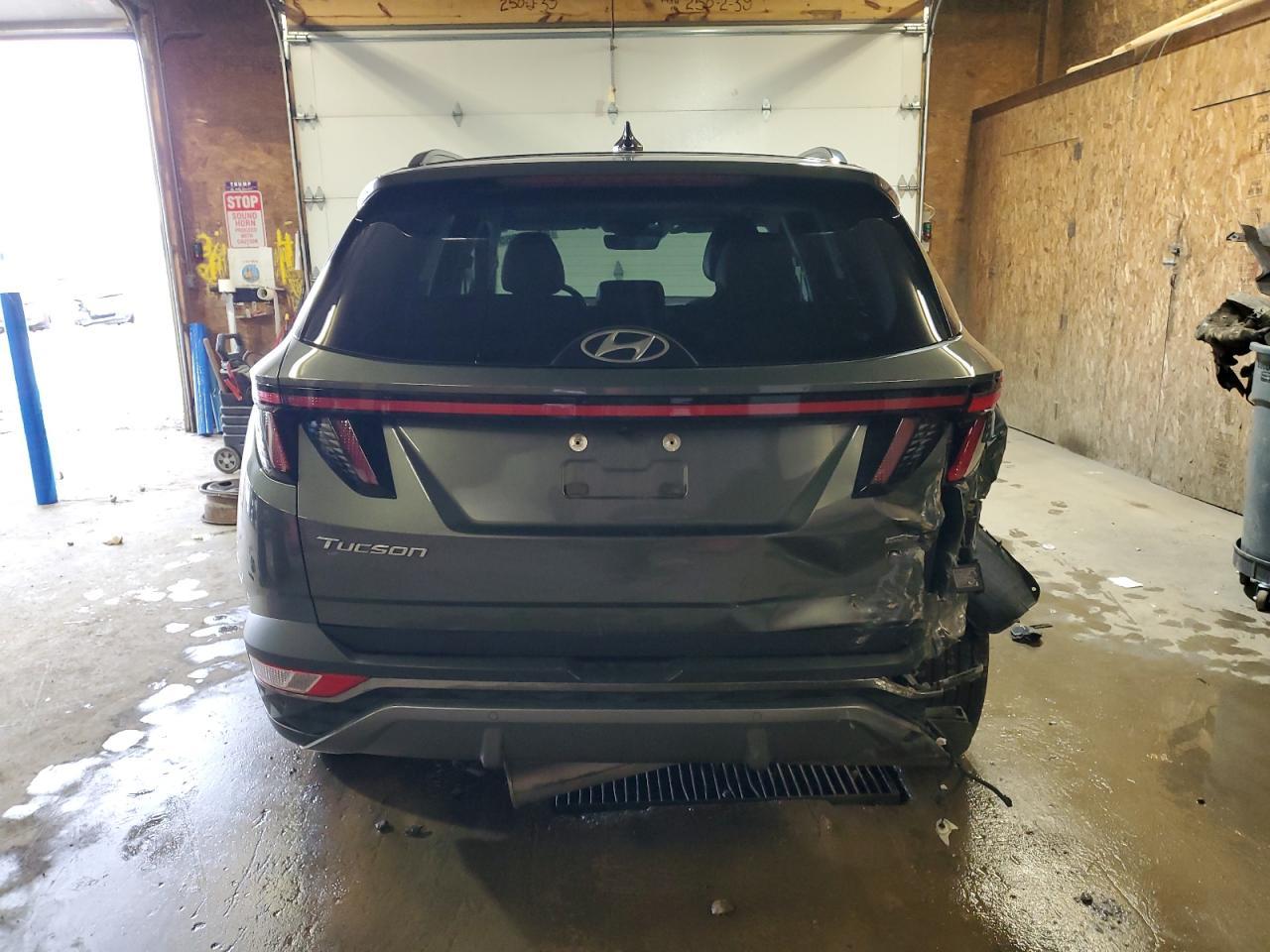 2022 Hyundai Tucson Limited - Image 6