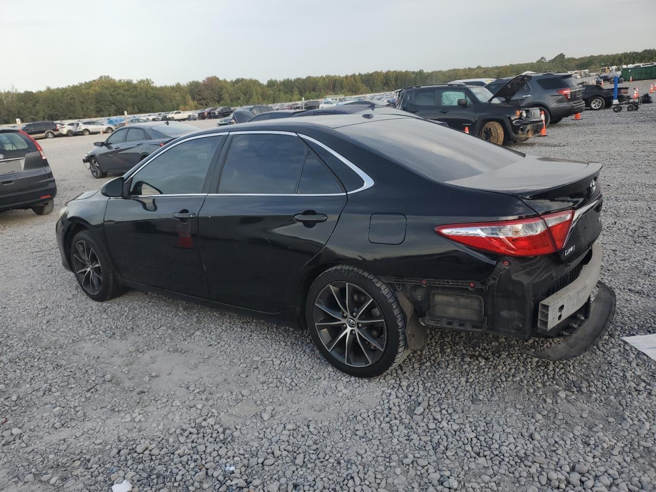 2015 Toyota Camry Xse - Фото 2