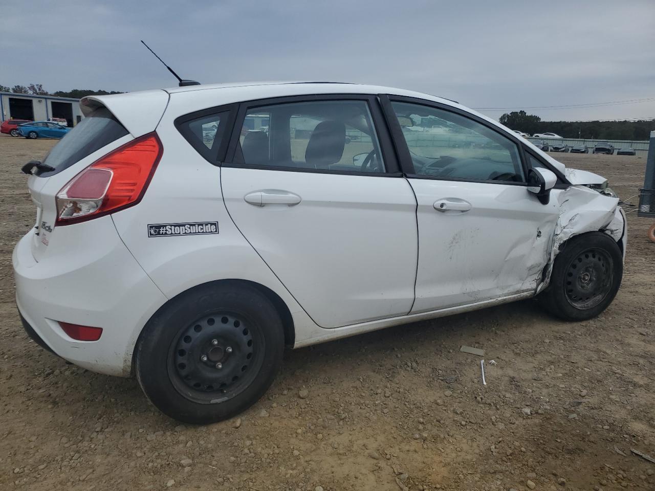 2014 Ford Fiesta S - Фото 3