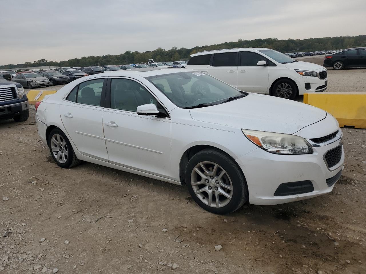 2016 Chevrolet Malibu Limited Lt - Image 4
