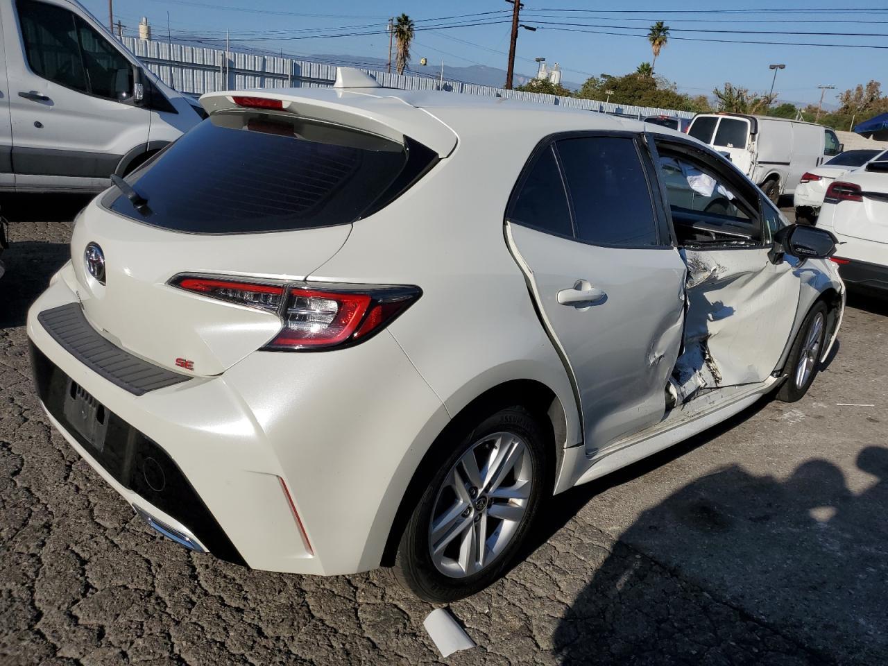 2019 Toyota Corolla Hatchback Se - Фото 3