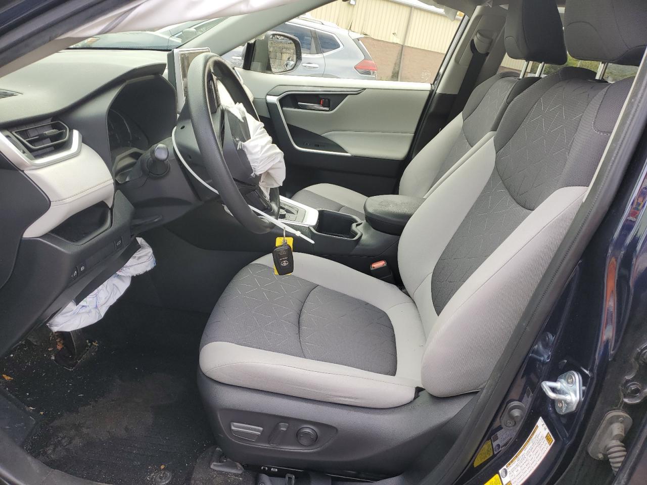 2023 Toyota Rav4 Xle - Image 7