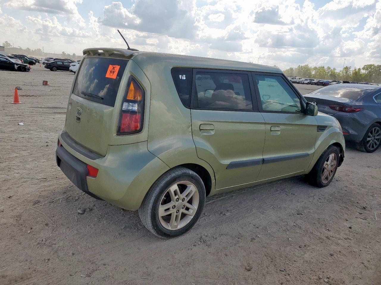 2010 Kia Soul + - Фото 3