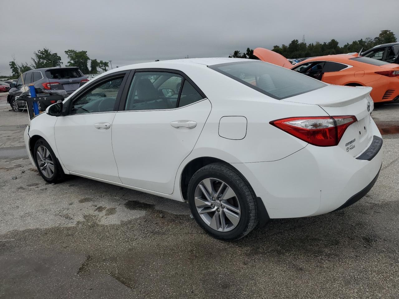 2014 Toyota Corolla Eco - Image 2