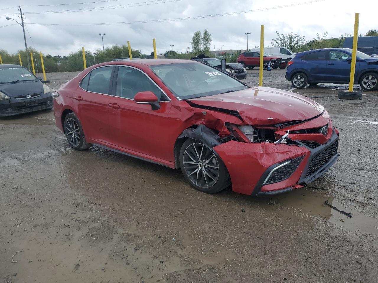 2022 Toyota Camry Se - Фото 4