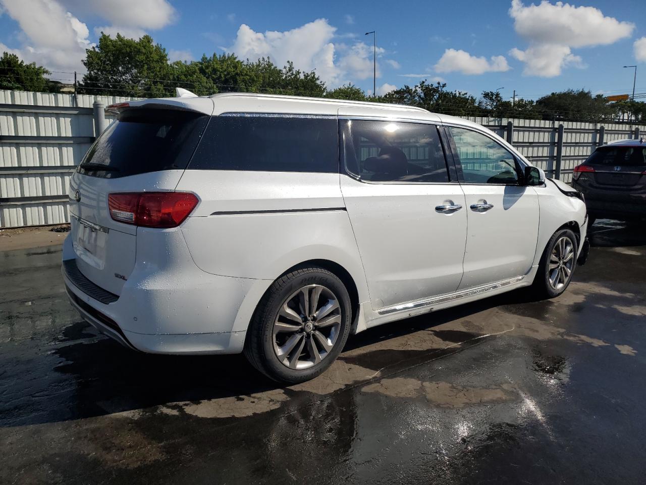 2017 Kia Sedona Sxl - Image 5