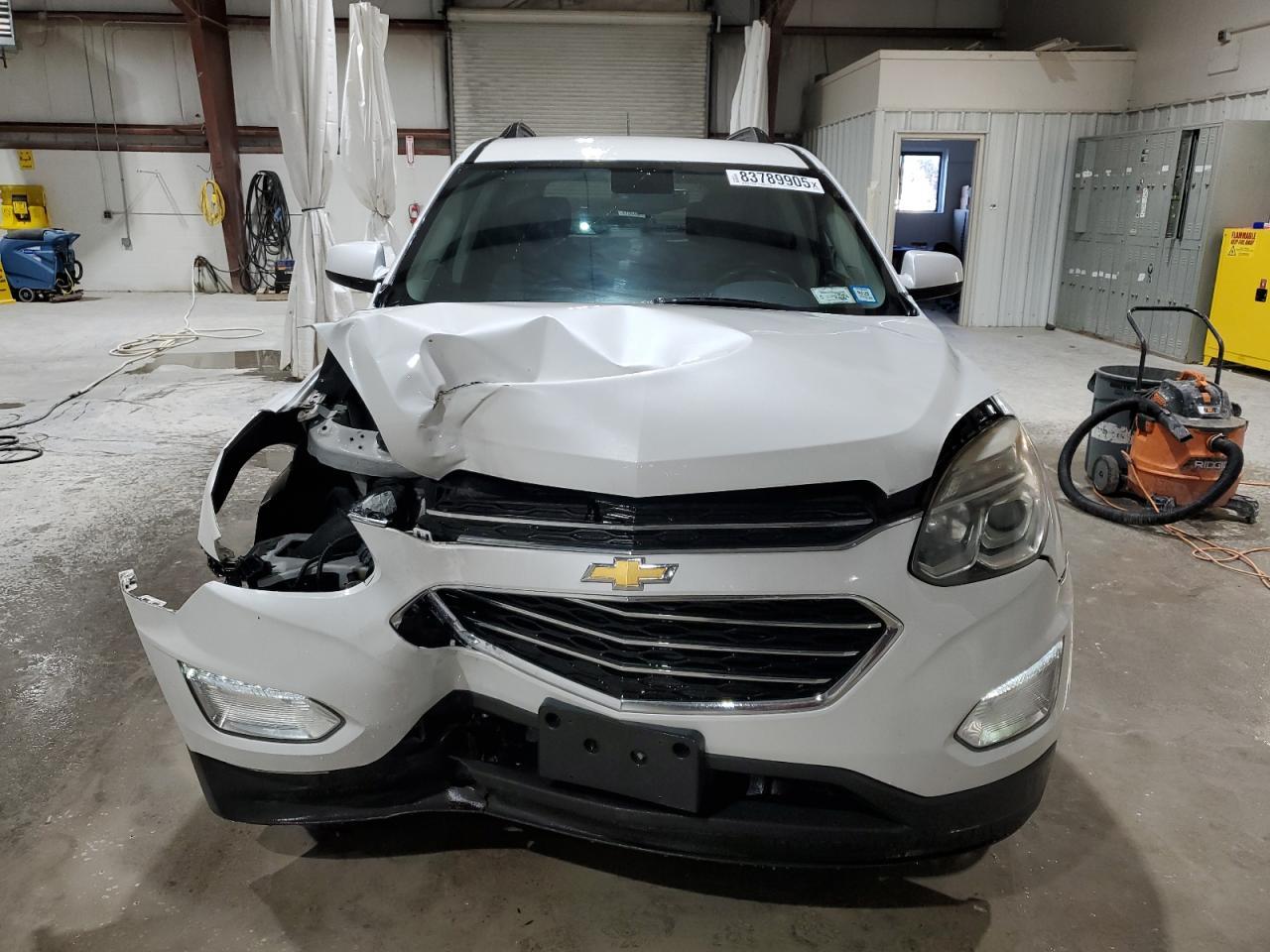 2017 Chevrolet Equinox Lt - Image 5