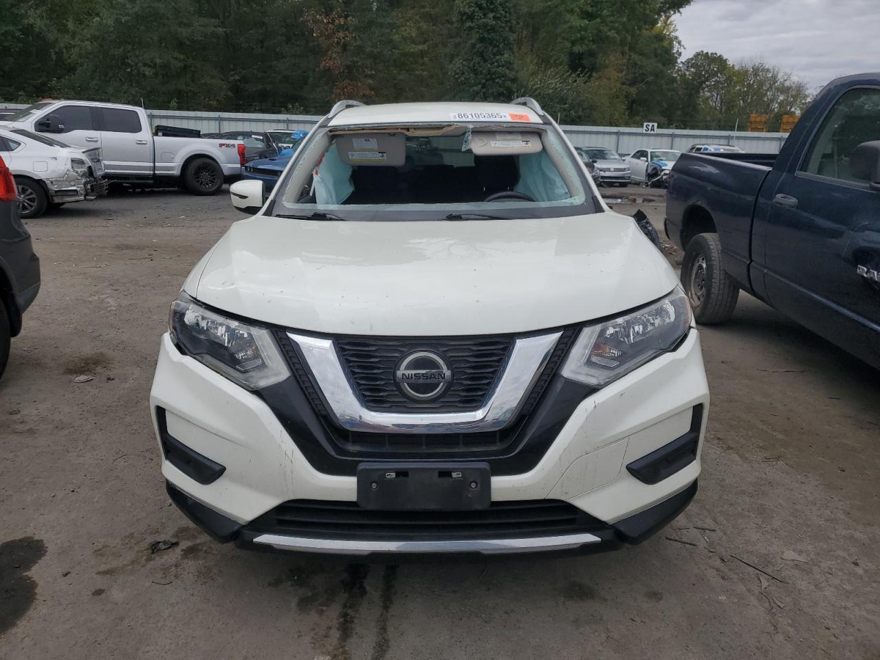 2018 Nissan Rogue S - Image 5