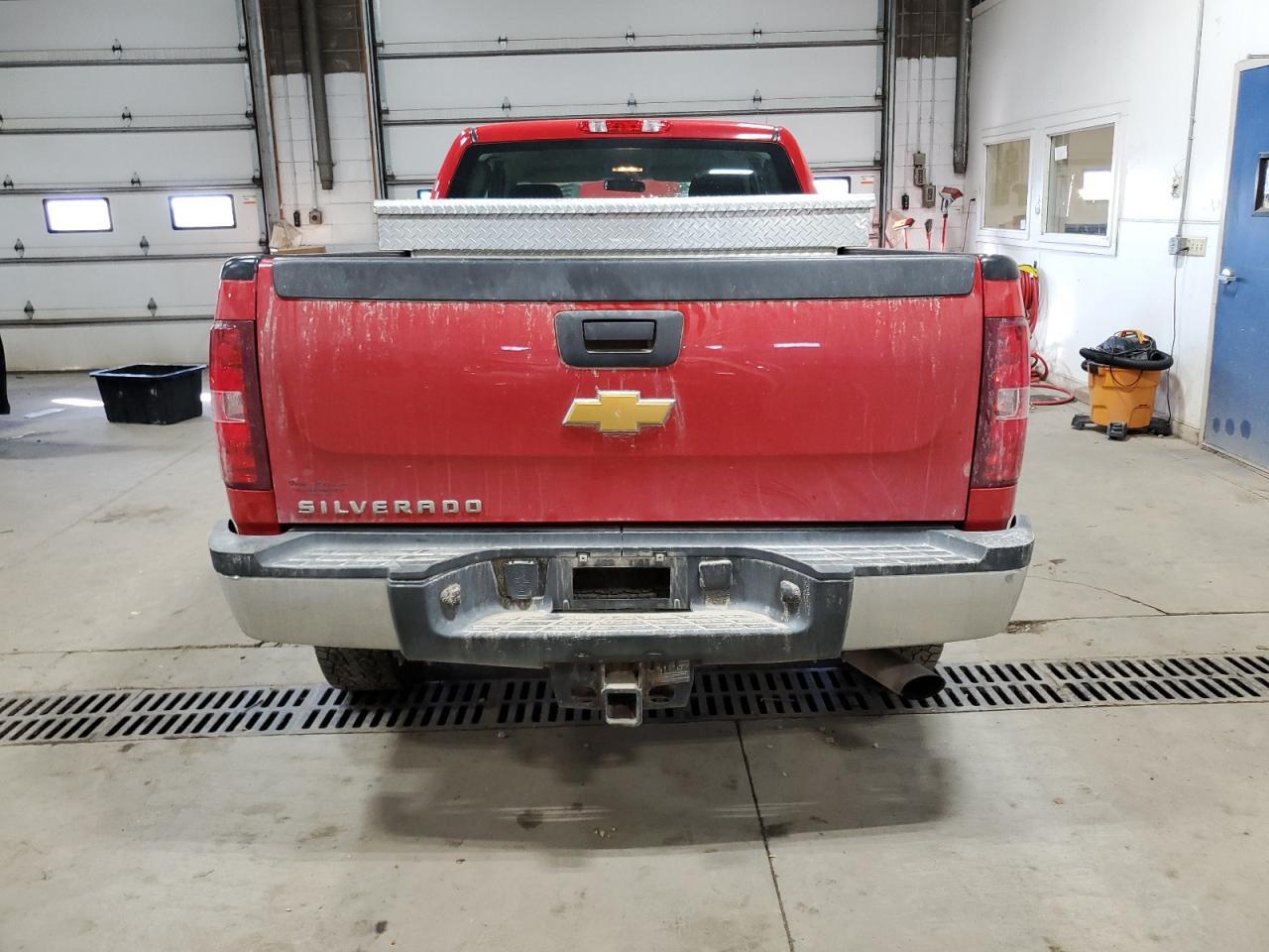 2013 Chevrolet Silverado K2500 Heavy Duty - Фото 6