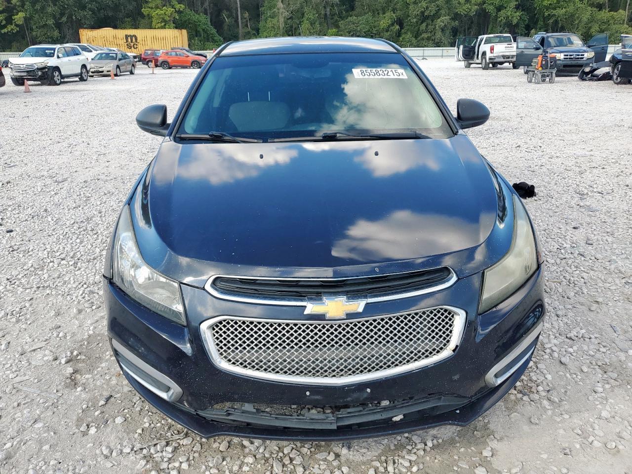 2015 Chevrolet Cruze Ls - Image 5