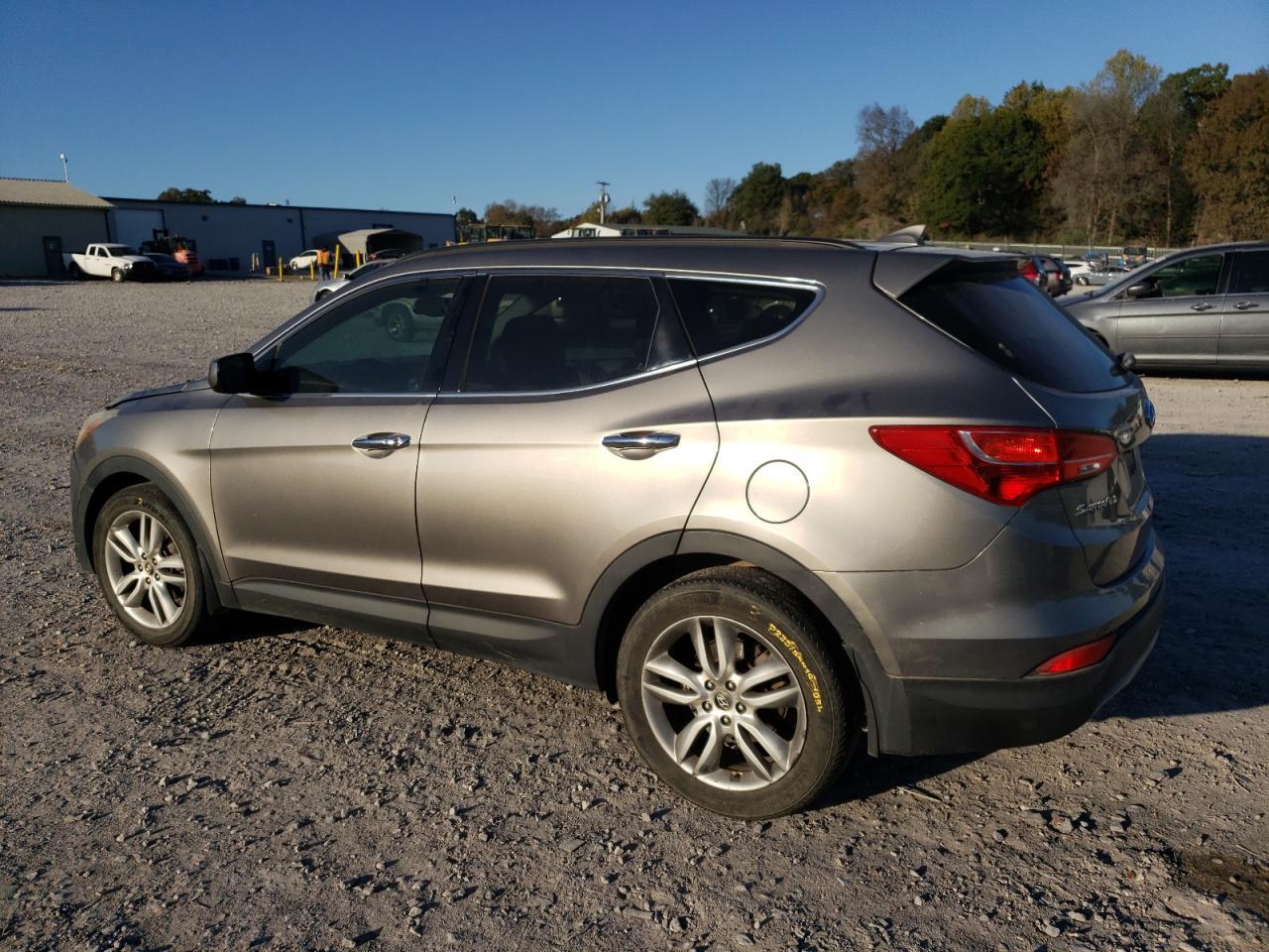 2013 Hyundai Santa Fe Sport - Image 2