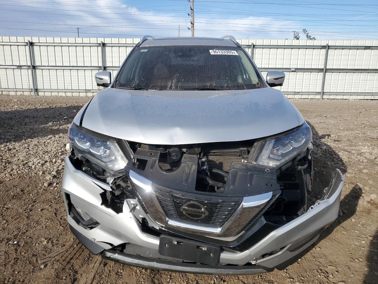 2017 Niss Rogue - Image 5