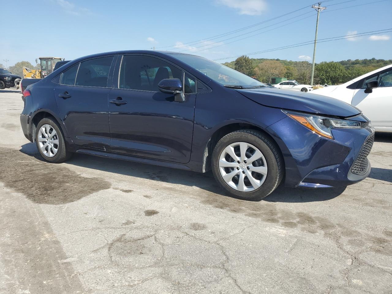 2021 Toyota Corolla Le - Фото 4
