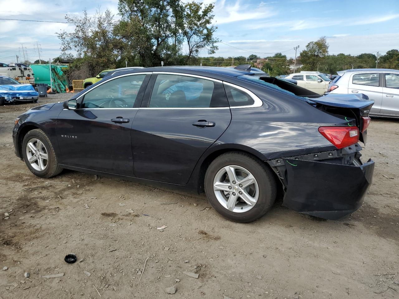 2023 Chevrolet Malibu Lt - Image 2