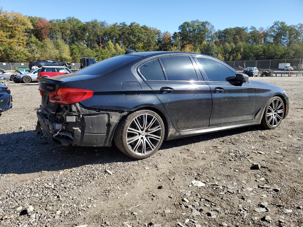 2020 BMW M550Xi - Фото 3