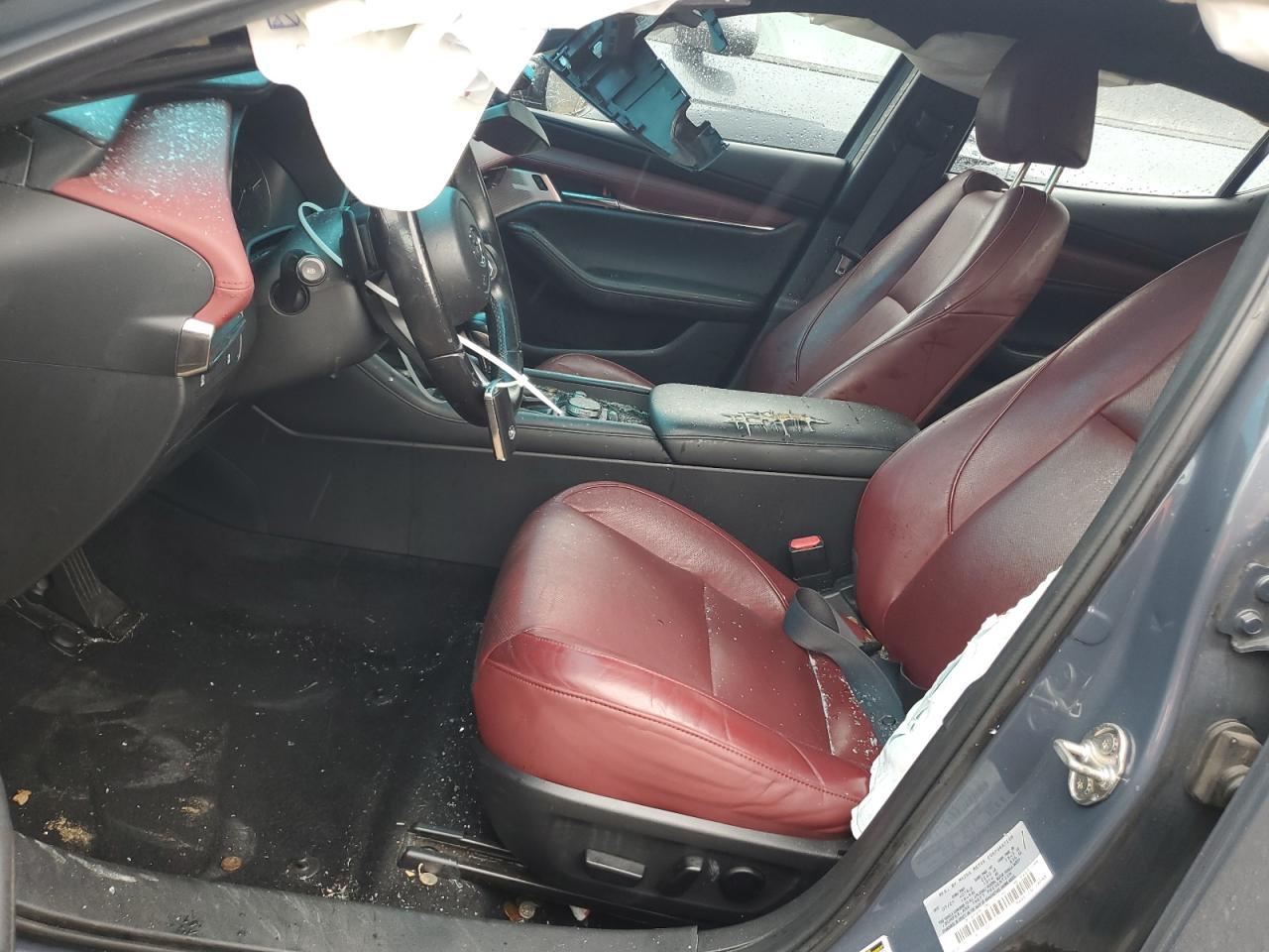 2021 Mazda 3 Premium - Фото 7