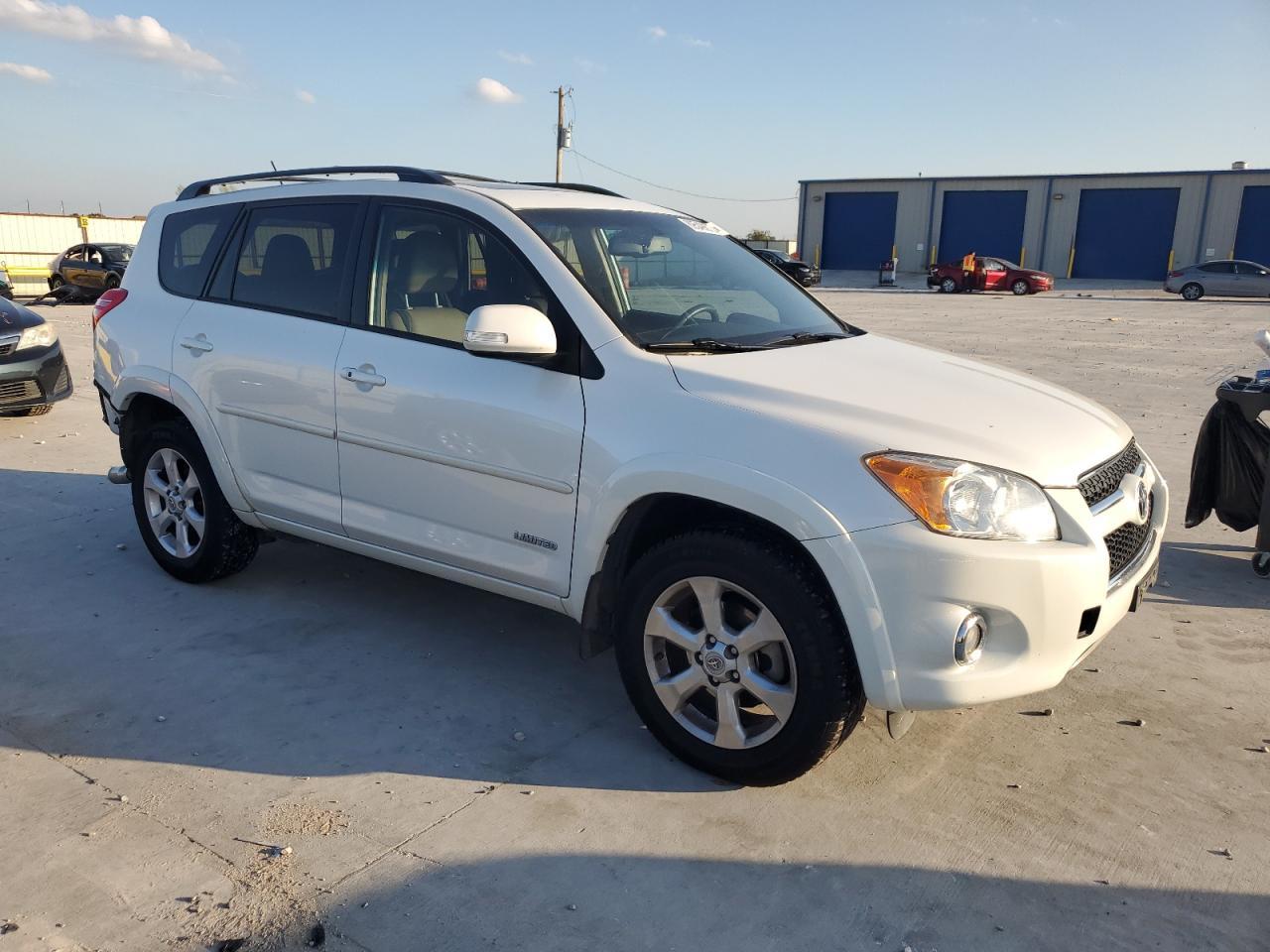 2012 Toyota Rav4 Limited - Image 4