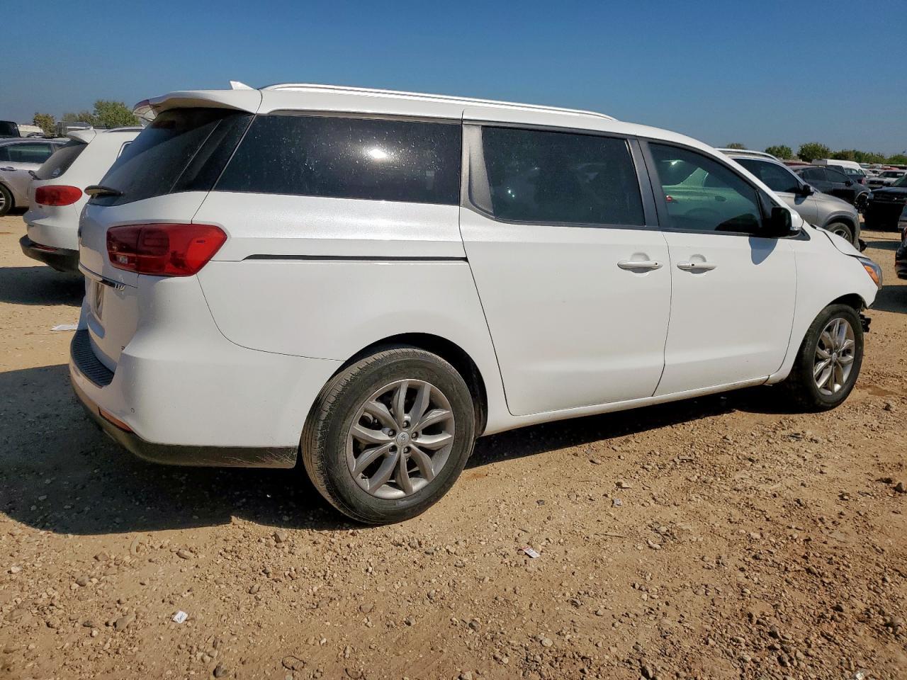 2019 Kia Sedona Lx - Image 5