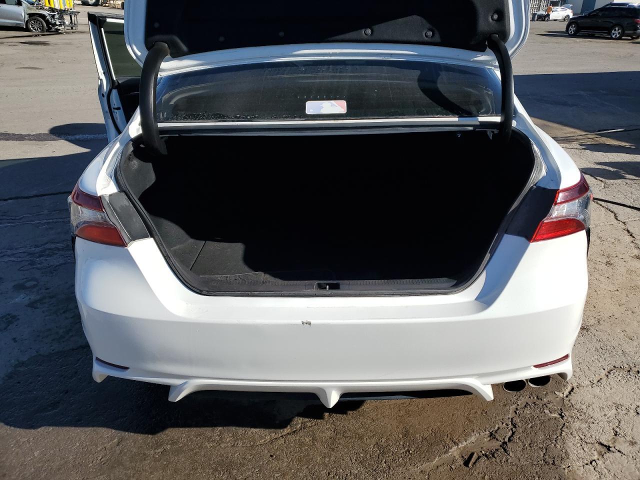 2021 Toyota Camry Se - Фото 6