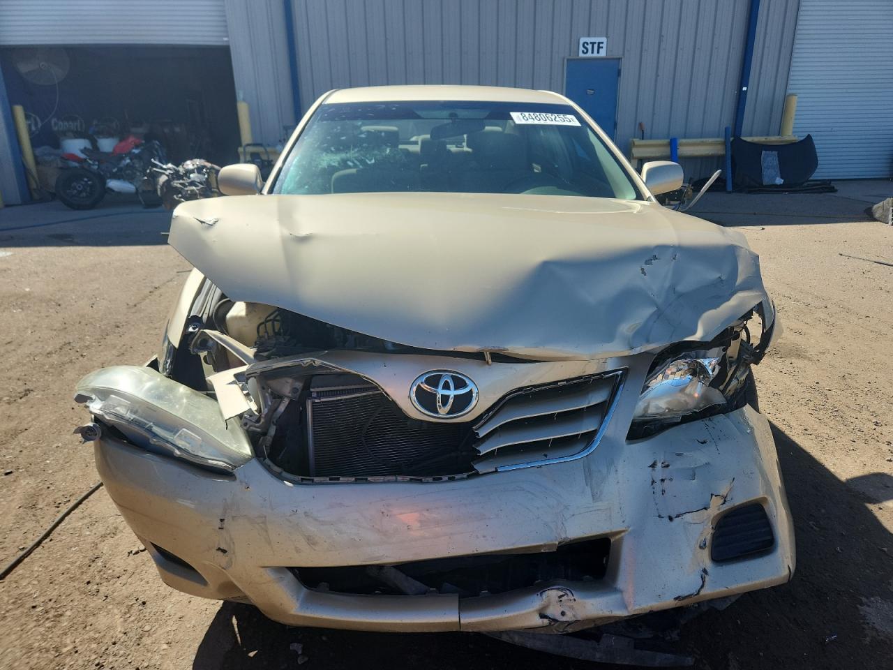 2010 Toyota Camry Le - Фото 5