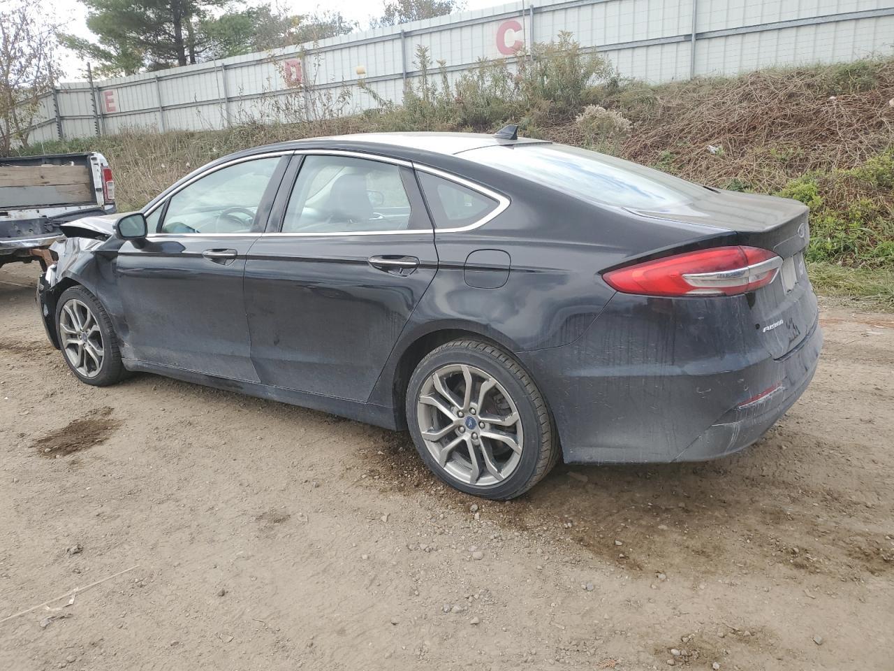 2019 Ford Fusion Sel - Фото 2